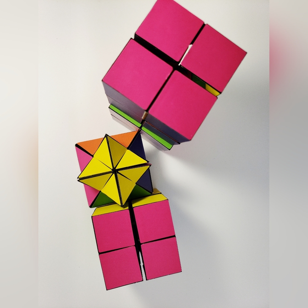 Colorful Geometric Puzzle Blocks - Picture 2 of 7